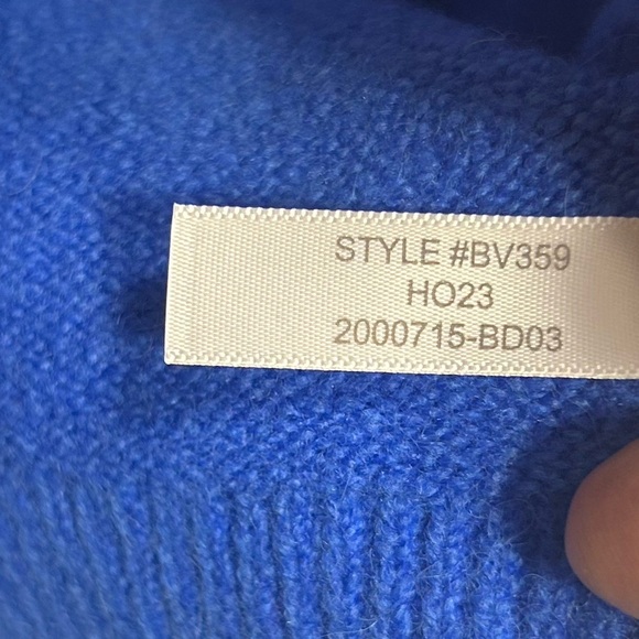 NEW J.Crew Chunky crewneck sweater in Supersoft yarn Size L Royal Blue - Picture 6 of 6